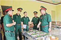 Quân khu kiểm tra kết quả thực hiện nhiệm vụ 6 tháng đầu năm tại các đơn vị